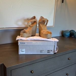 Jimmy Choo espadrille wedge patent nude box and travel bag included